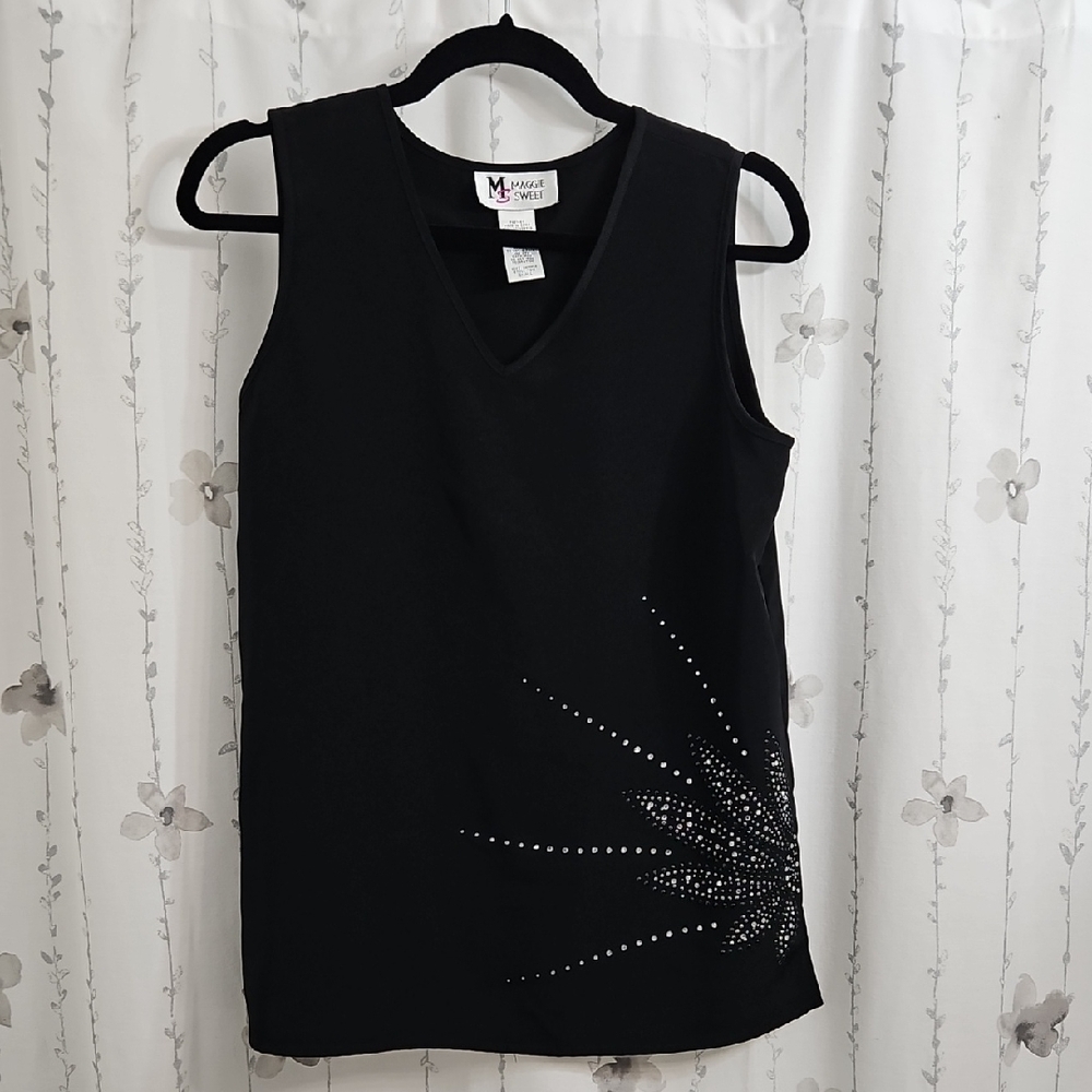 Maggie Sweet Bllack Sleeveless Top with Starburst Design Suze Small